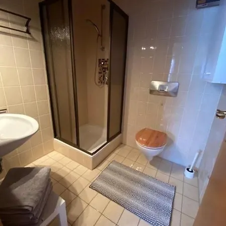 Mit 3 Schlafzimmern, 5 Einzelbetten,balkon * Bad Füssing