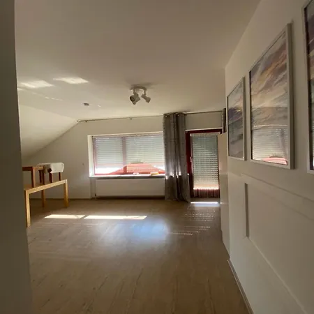 Mit 3 Schlafzimmern, 5 Einzelbetten,balkon
